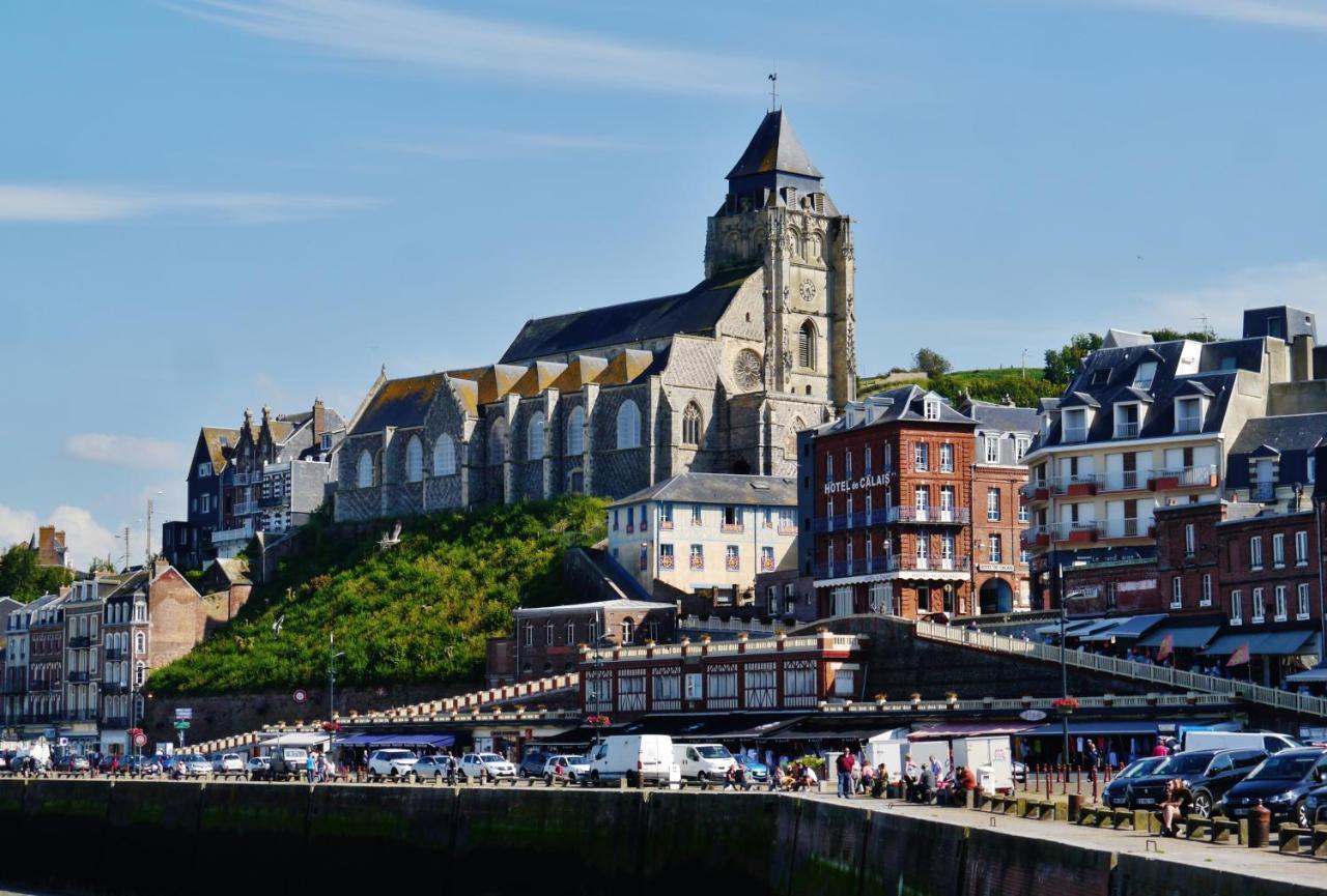 Notre Nid - Grande Terrasse Privee En Bord De Mer, Au Coeur Du Quartier Historique Du Treport ! Wifi Le Tréport Esterno foto